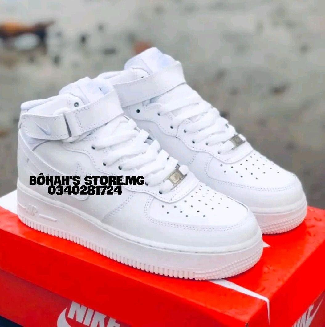 Nike Air Force One Sneakers