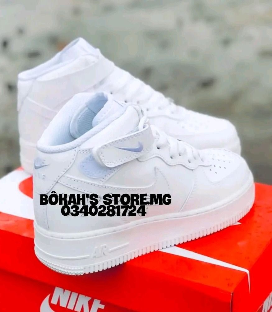 Nike Air Force One Sneakers thumbnail 2