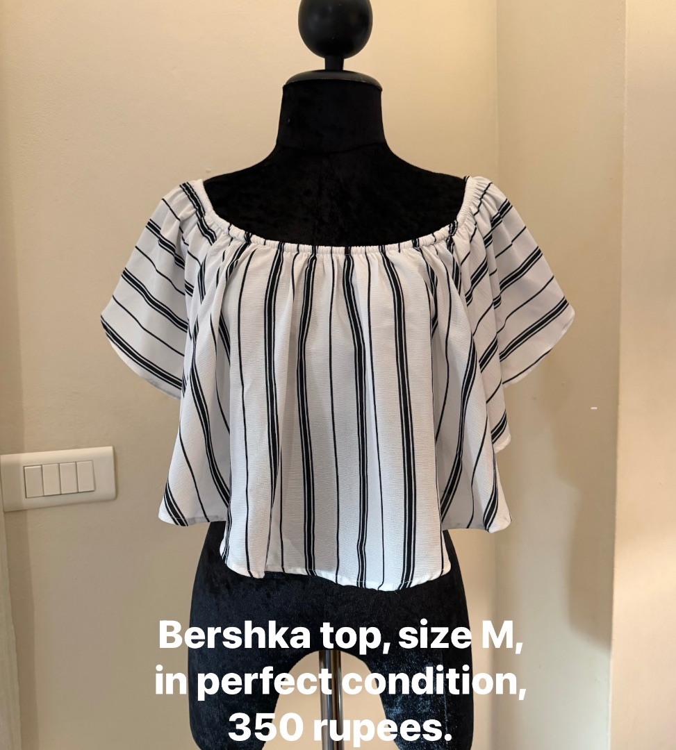 Bershka Striped Off-Shoulder Top White Size M - Image 1 of 1