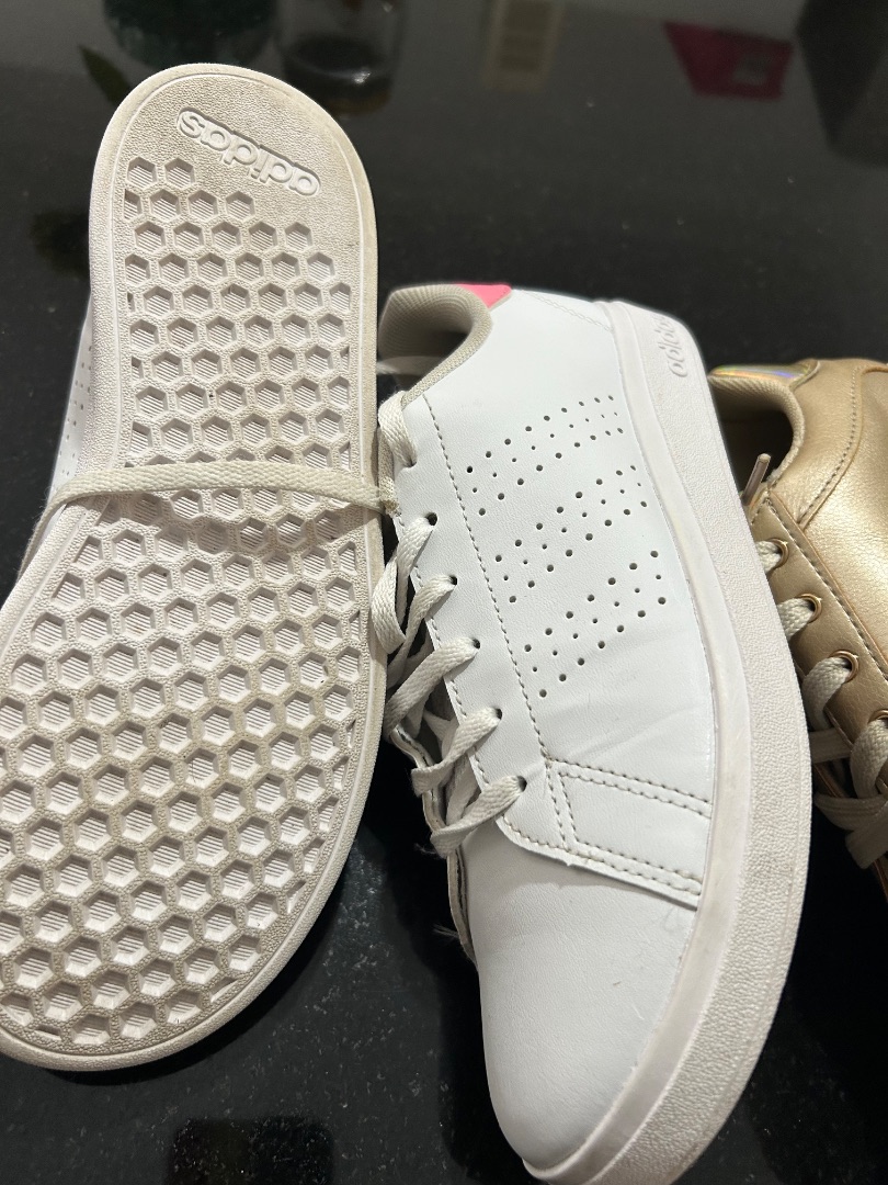 Adidas and Gold Sneakers Lot Size 36 thumbnail 2