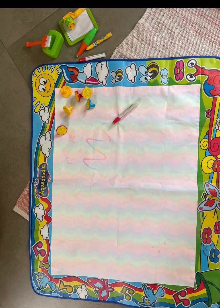 Aquadoodle Rainbow Water Drawing Mat