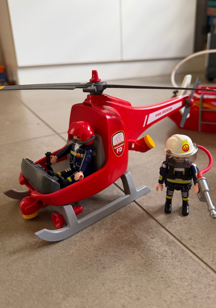 Playmobil City Action Fire Rescue Set 9503 thumbnail 4