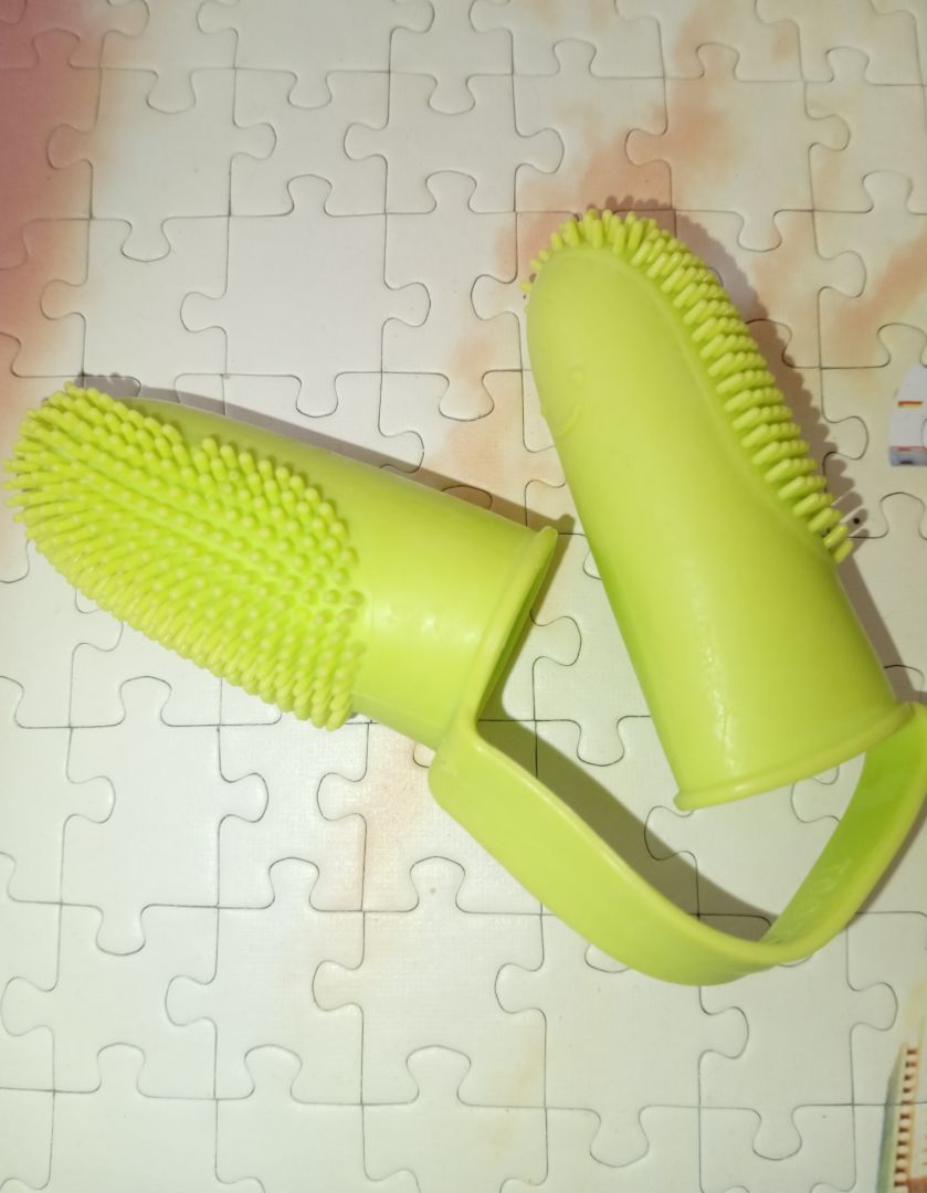 Double Finger Pet Toothbrush Green - Image 1 of 1