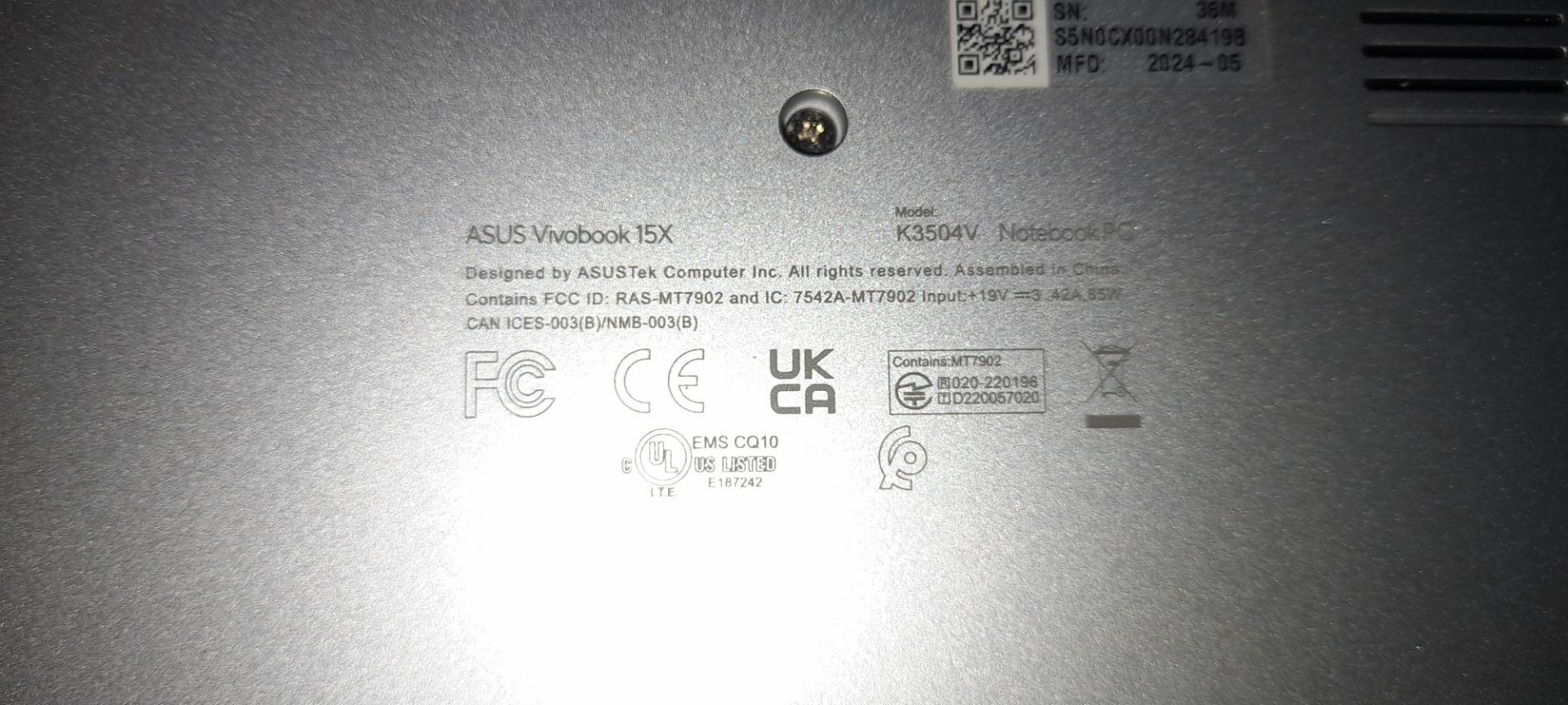 ASUS Vivobook 15X K3504V Laptop thumbnail 2
