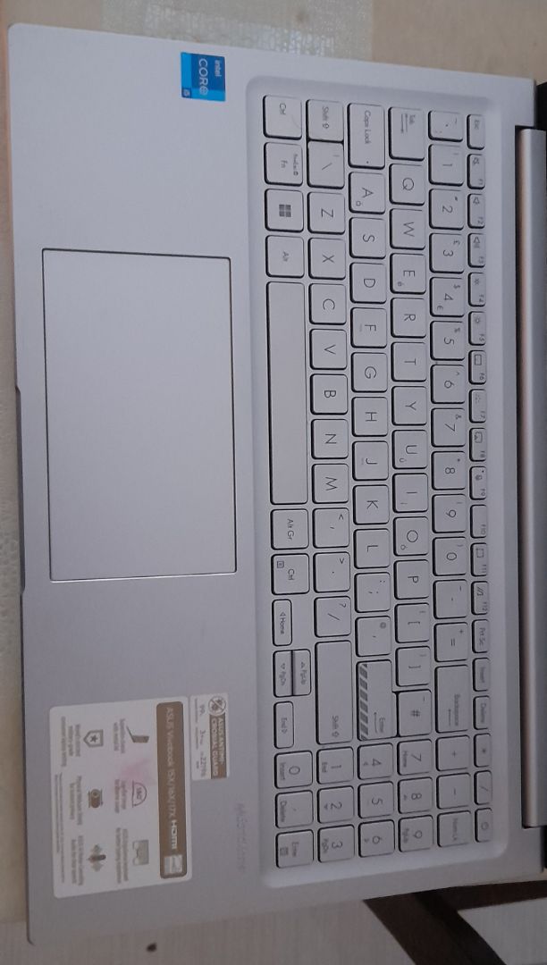 ASUS Vivobook 15X K3504V Laptop thumbnail 4
