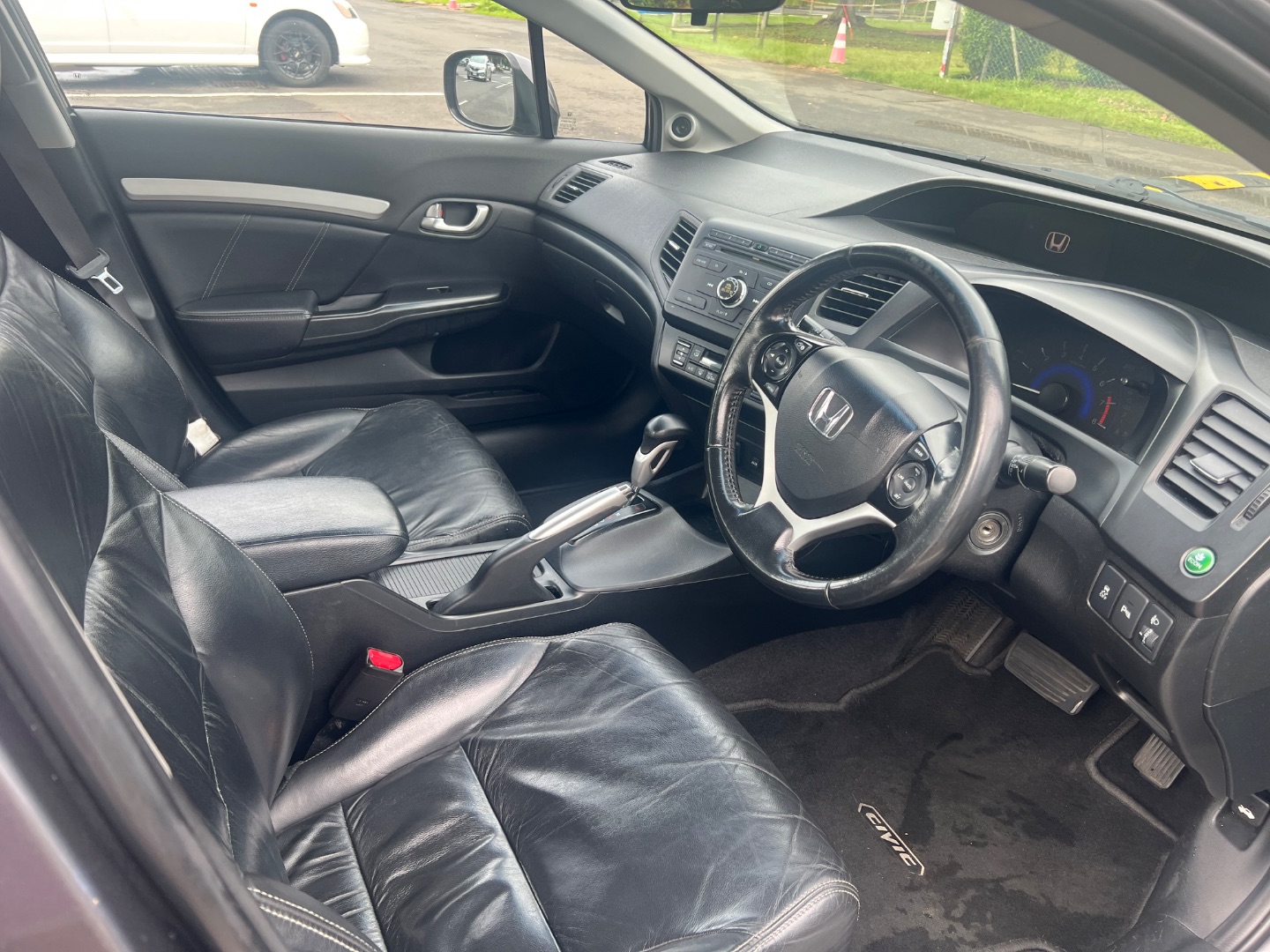 Honda Civic 2015 1598cc Automatic thumbnail 4