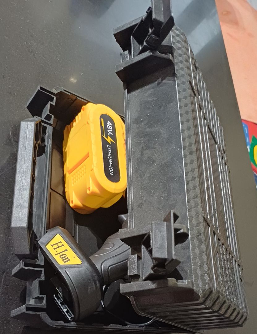 Powerful Cordless Air Blower 21V Yellow Black - Image 1 of 5