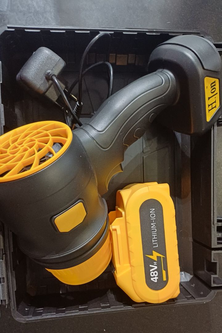 Powerful Cordless Air Blower 21V Yellow Black thumbnail 2