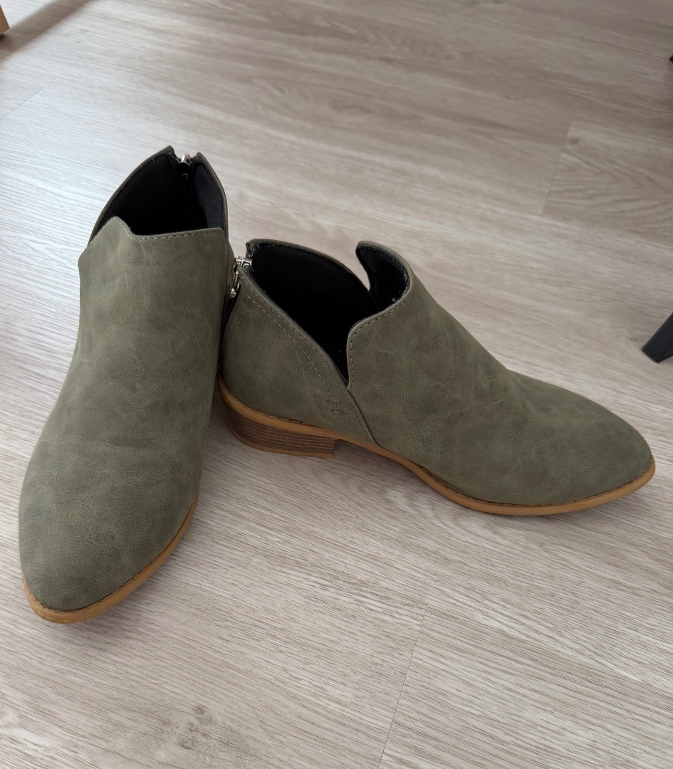 Green Ankle Boots Women - Image 1 of 1