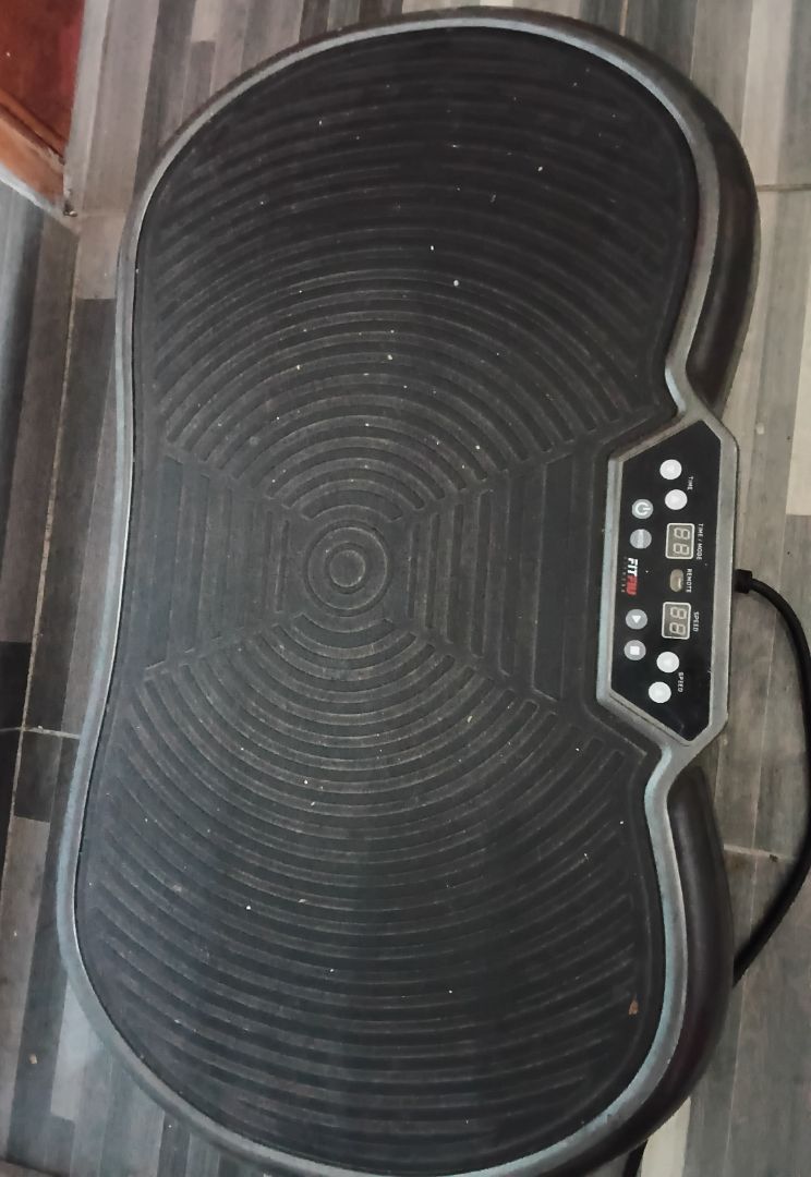 Fit Pro Fitness Vibration Plate thumbnail 2