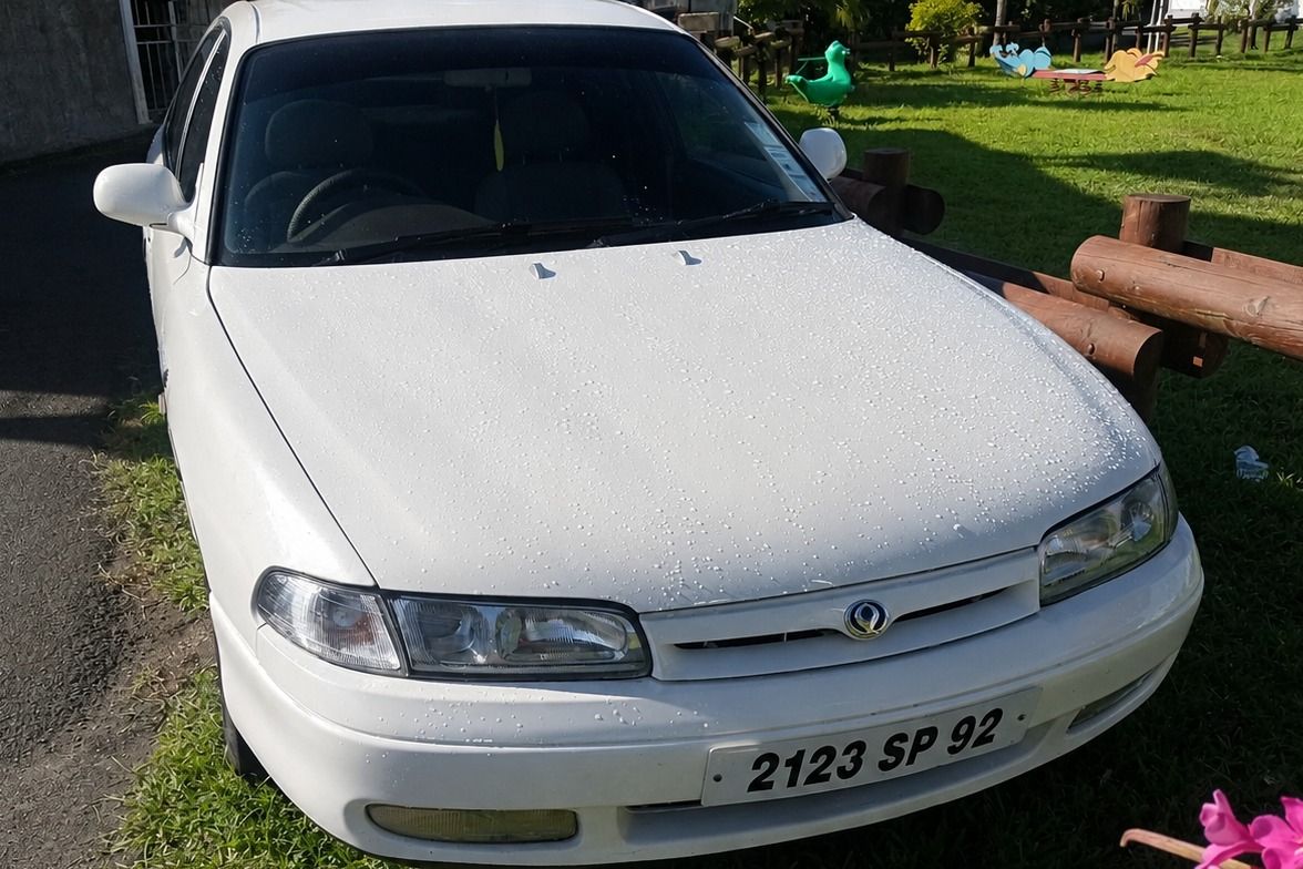 Mazda 626 1992 1.8L Manual thumbnail 4