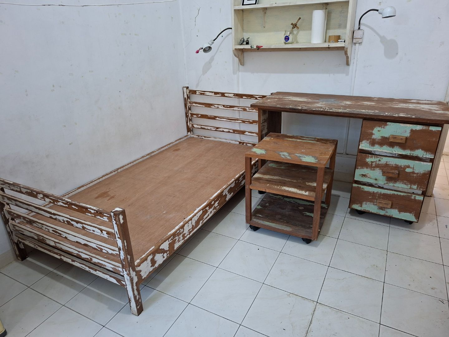Vintage Wooden Single Bed thumbnail 2