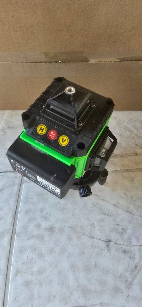 3D 12-Line Self-Leveling Green Laser Level Kit thumbnail 2