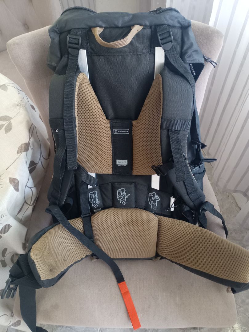 Forclaz MT 100 Easy-fit 50L Backpack