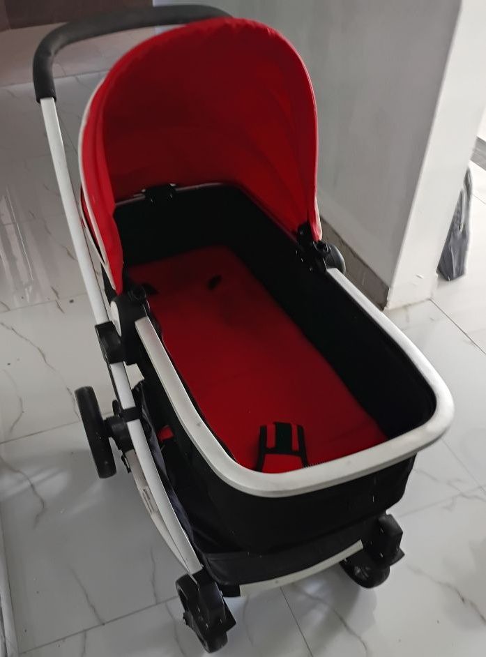 Chicco Palli Red and Black Baby Stroller - Image 1 of 4