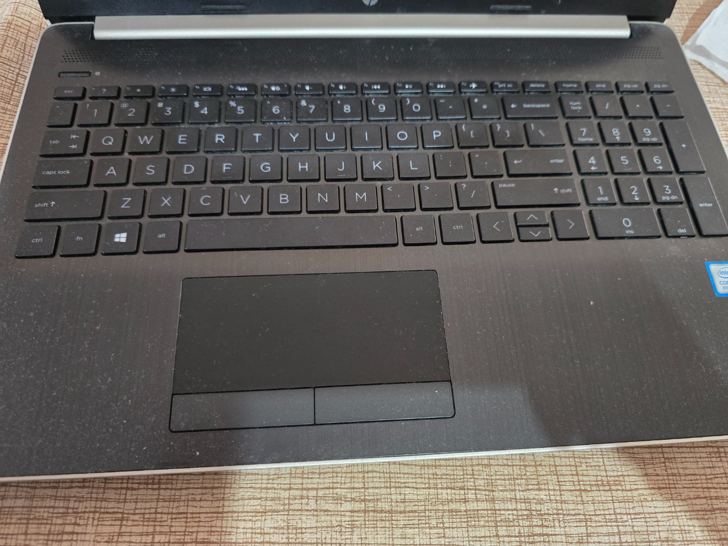 HP Pavilion 15 Laptop Silver thumbnail 4