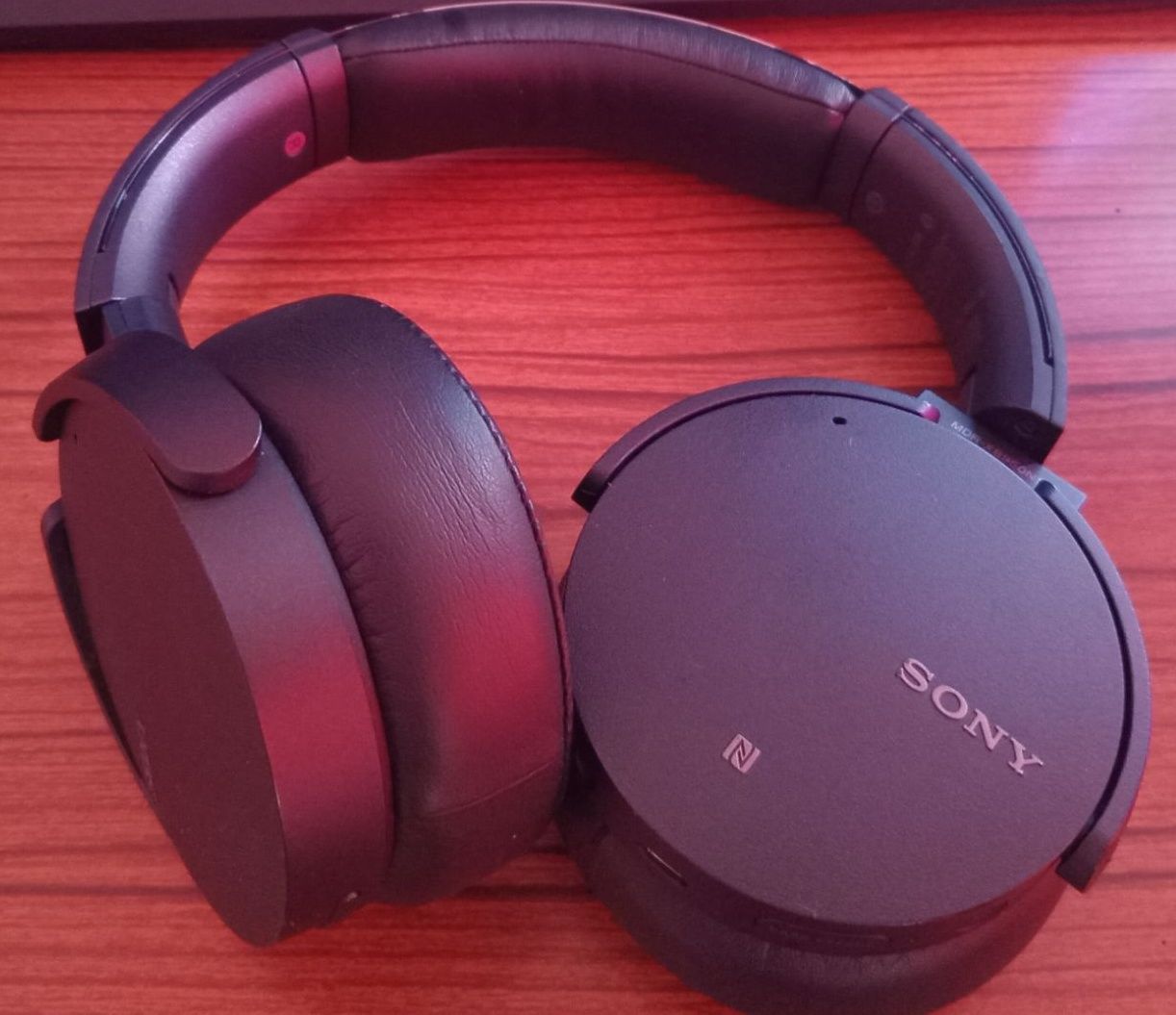 Sony Headphones - Image 1 of 1