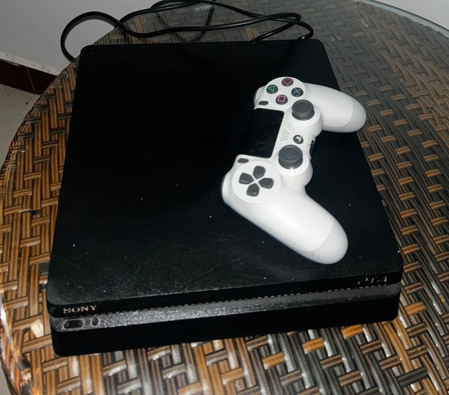 Sony PlayStation 4 1TB Black with 3 Controllers and 5 Games