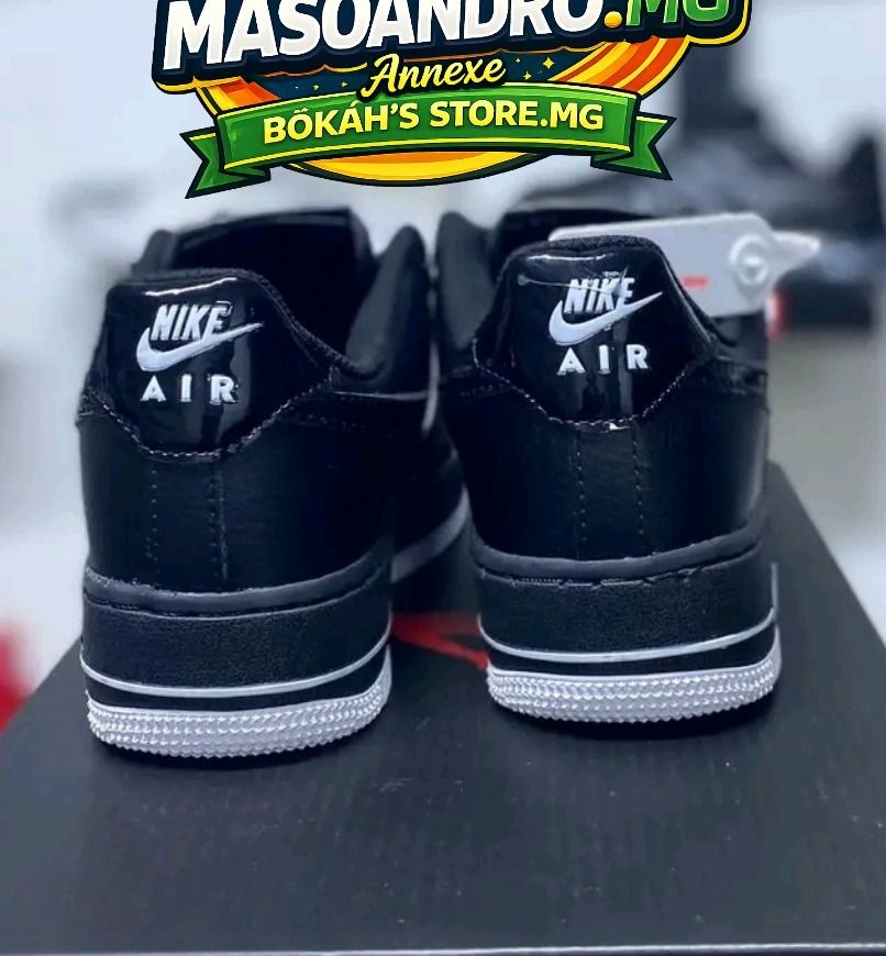 Nike Air Force 1 Black Woven thumbnail 2