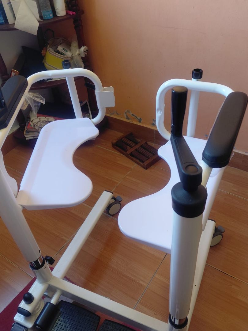 Patient Transfer Chair White thumbnail 2
