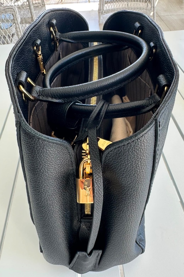 Louis Vuitton Monogram Empreinte Black Leather Handbag thumbnail 3