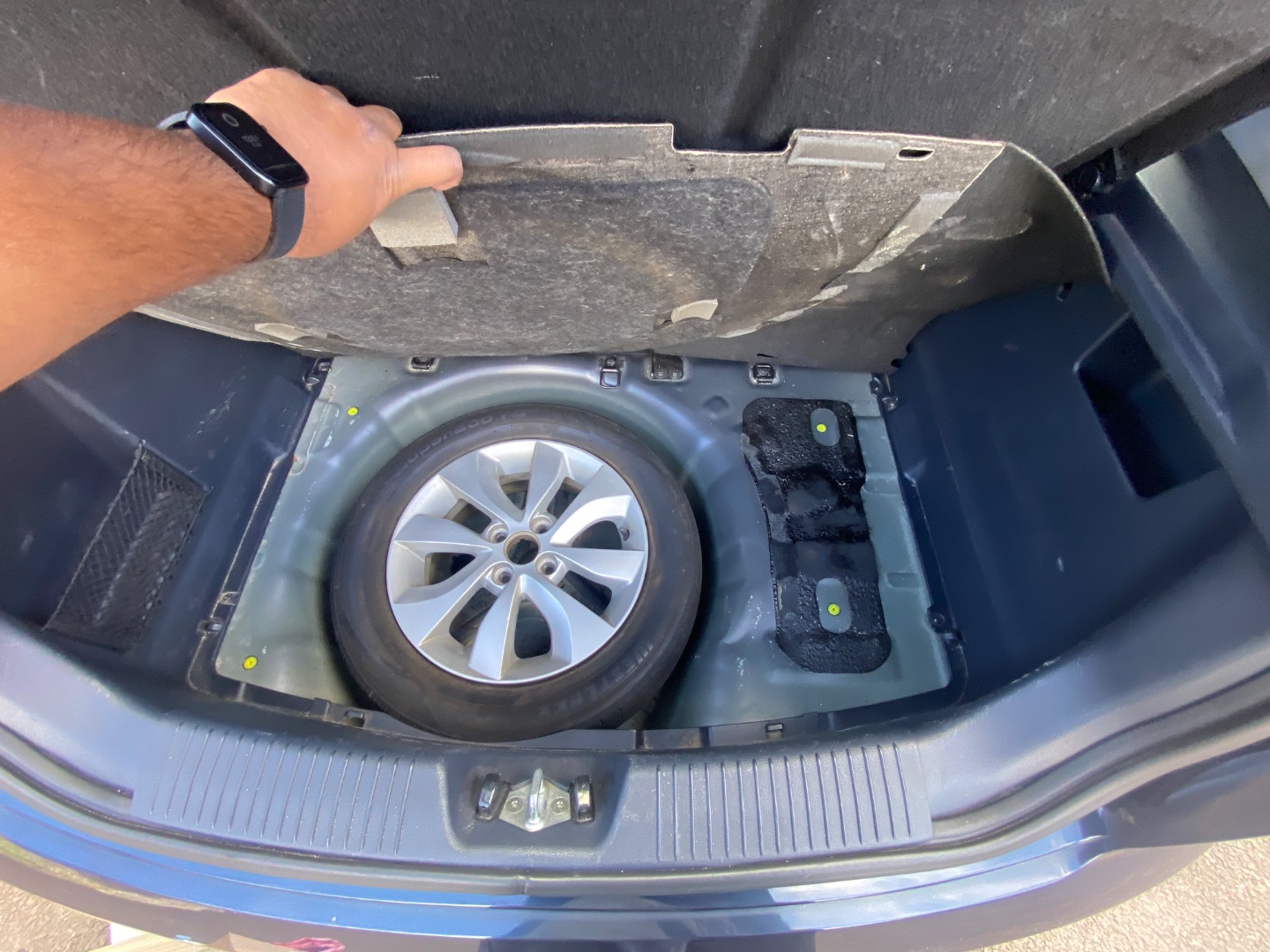 Kia Rio 2015 Manual - Image 1 of 10