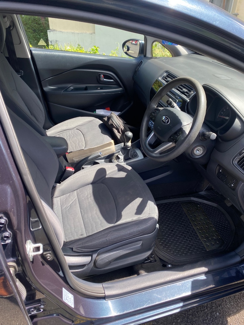 Kia Rio 2015 Manual thumbnail 3