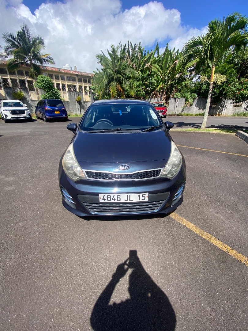 Kia Rio 2015 Manual thumbnail 5