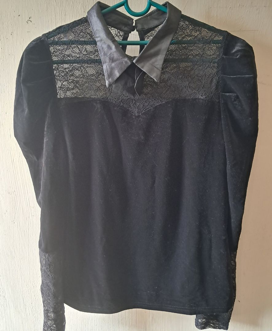 Black Velvet and Lace Blouse with Collar