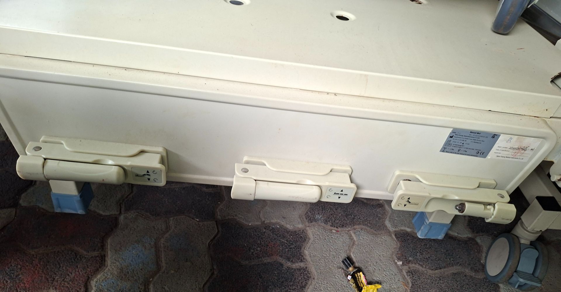 Medical Bed White - Image 1 of 1