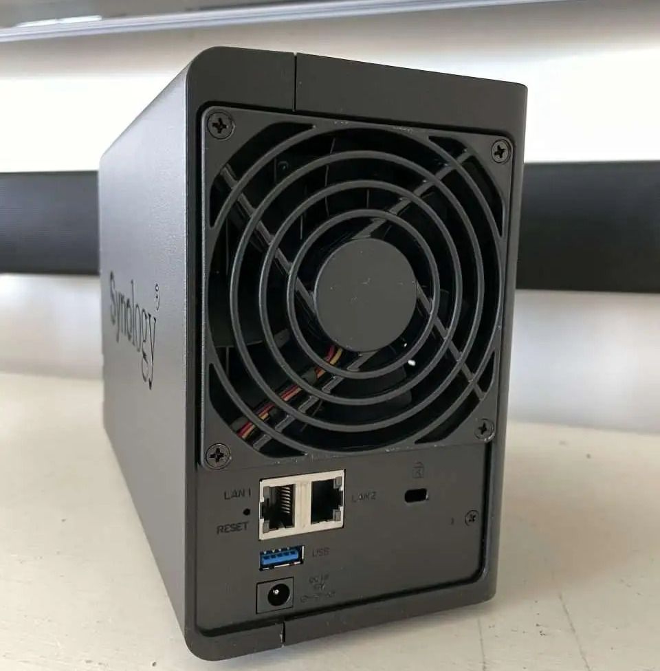 Synology DS220+ NAS 8GB RAM with 2x 4TB HDDs thumbnail 3