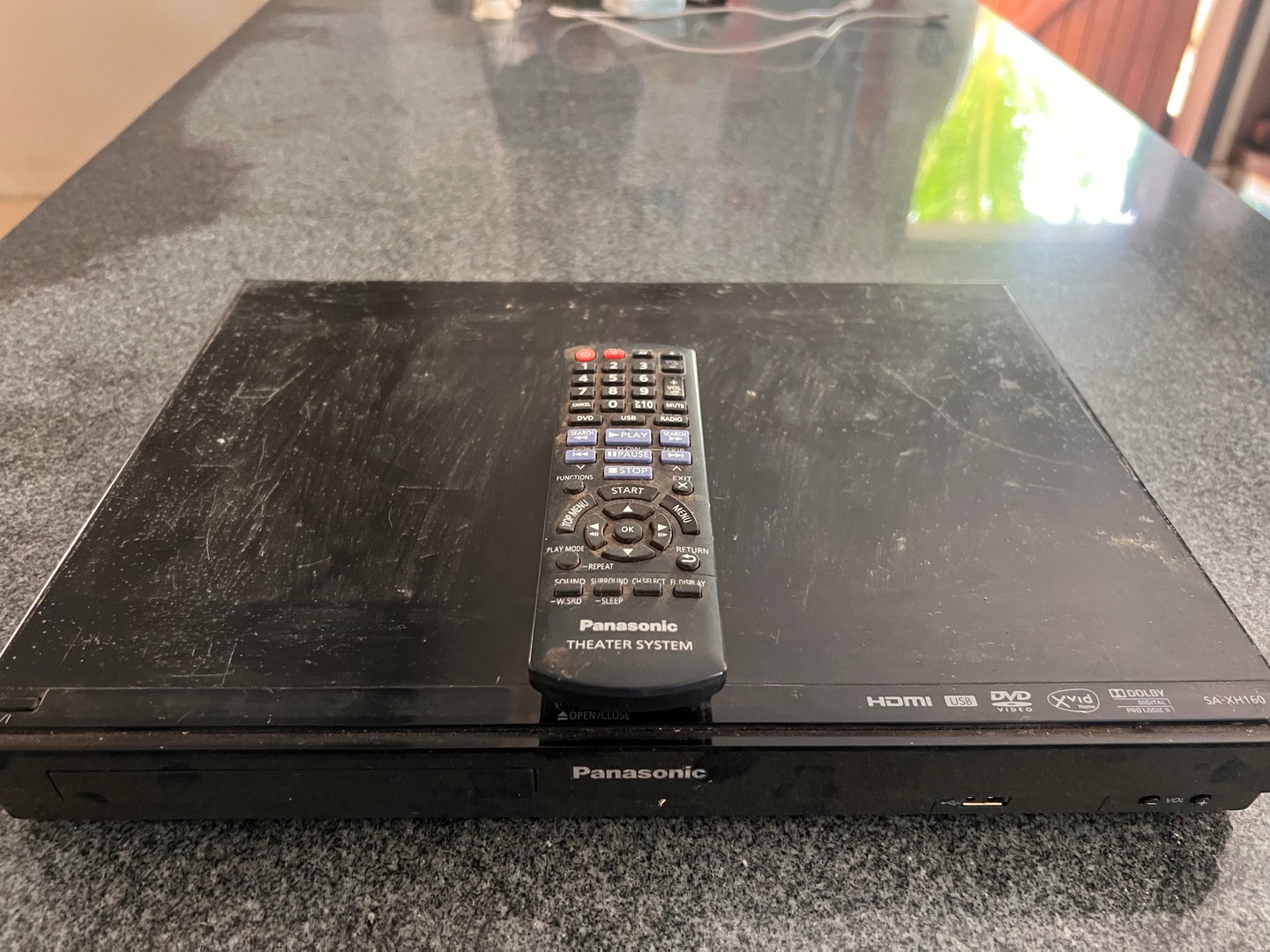 Panasonic SA-XH160 Home Theater System with SB-HF75 Speakers thumbnail 3