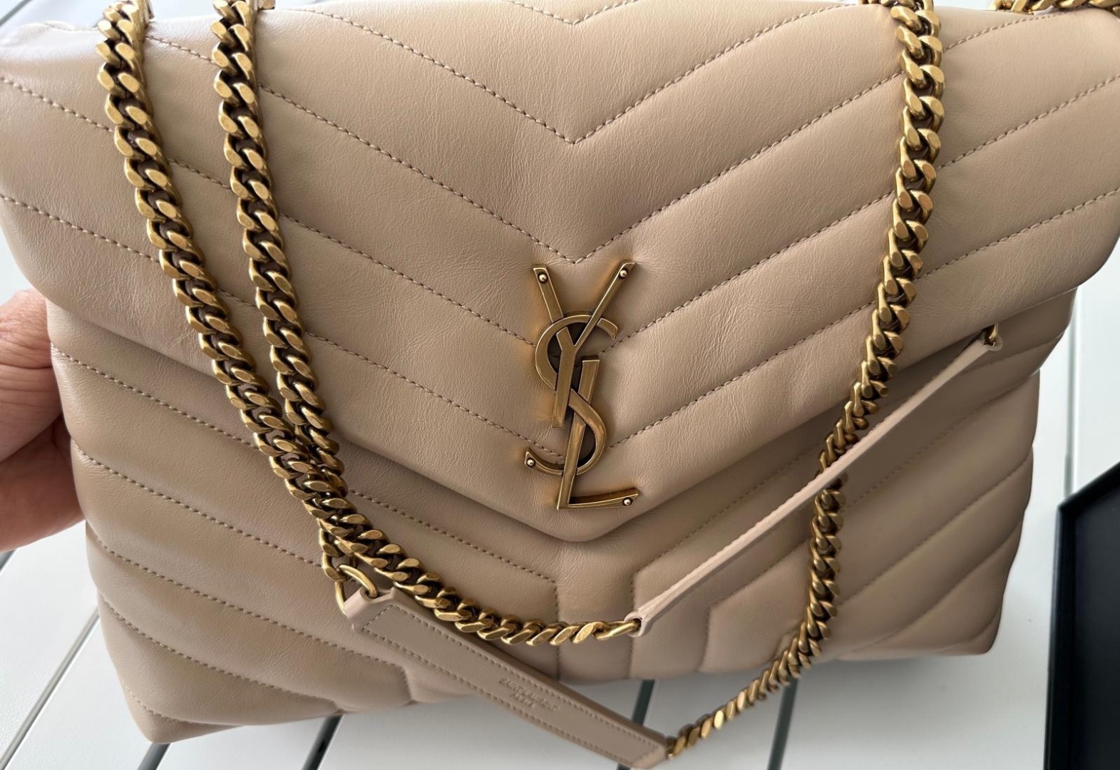 Saint Laurent Toy Loulou Shoulder Bag Beige thumbnail 3