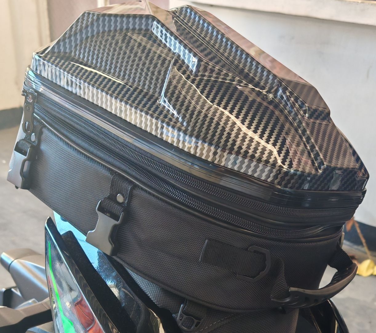 Universal Motorcycle Tail Bag 15-20L Waterproof - Image 1 of 9