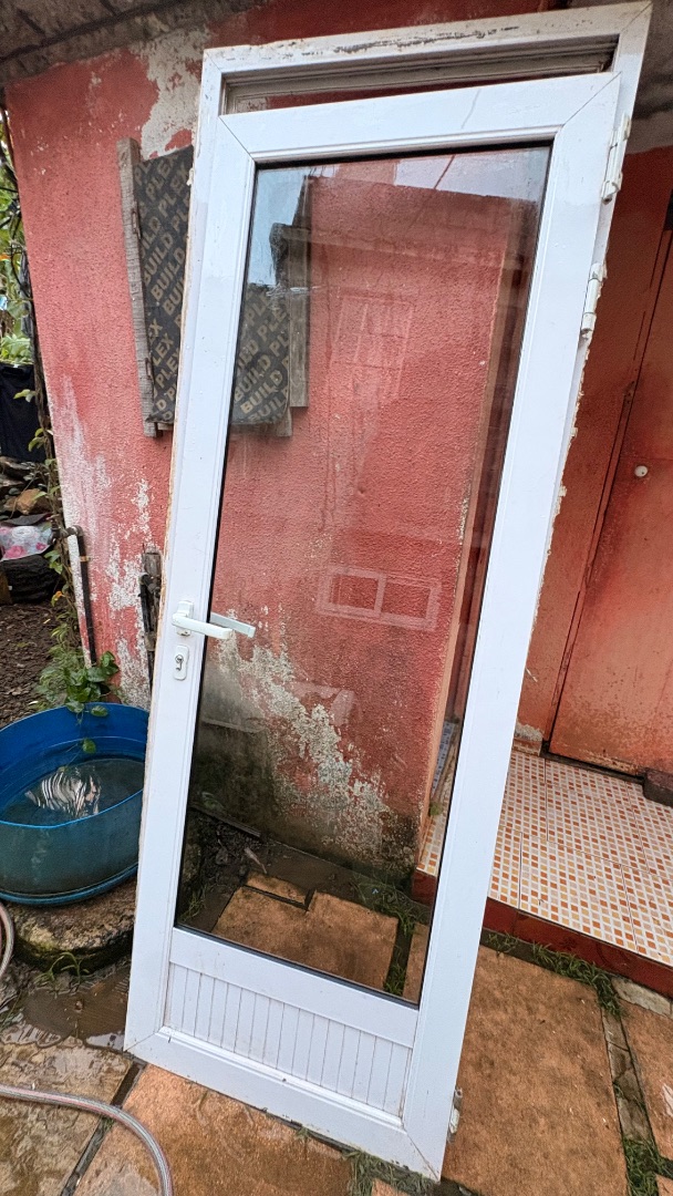 Two Aluminum Doors White thumbnail 2