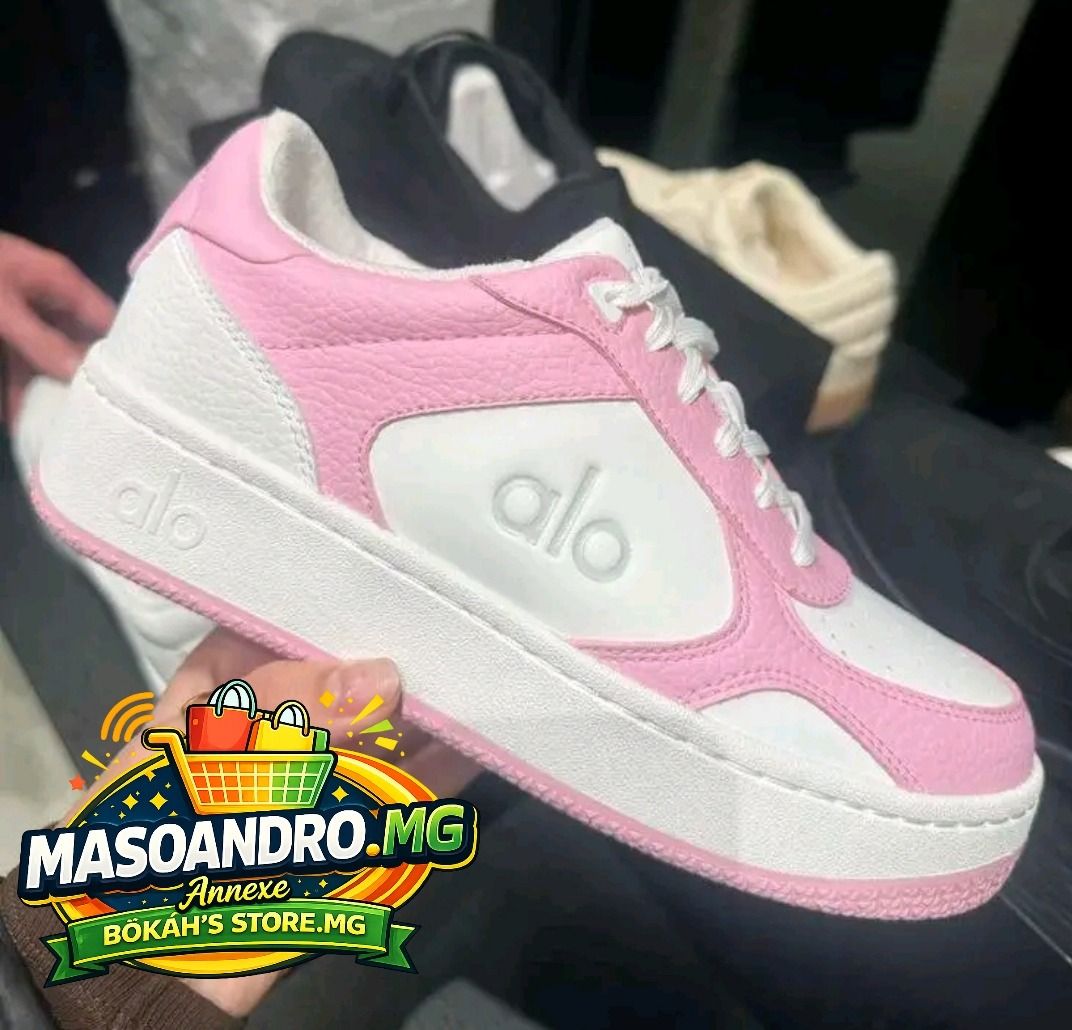 Alo Yoga Sneakers thumbnail 4