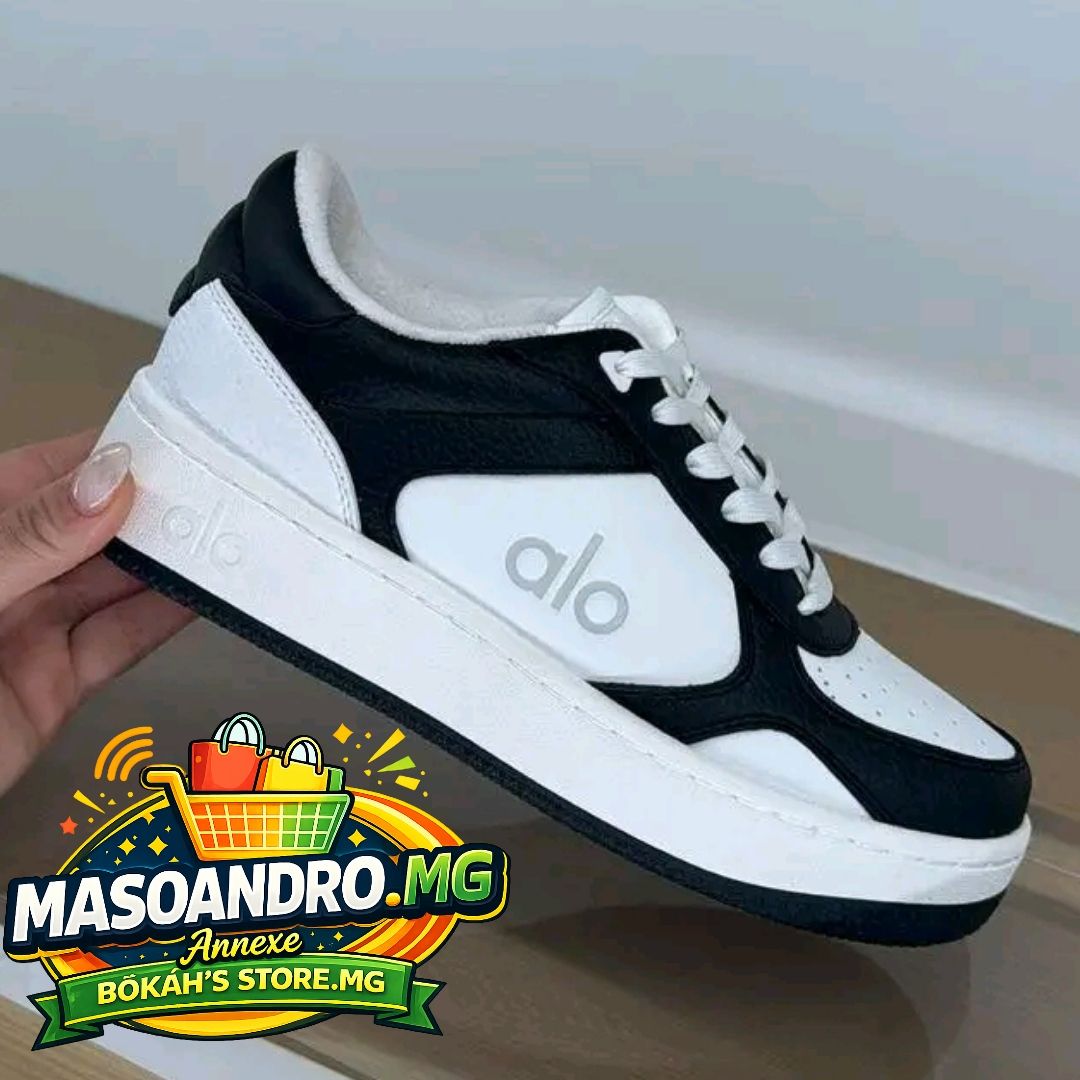 Alo Yoga Sneakers thumbnail 5