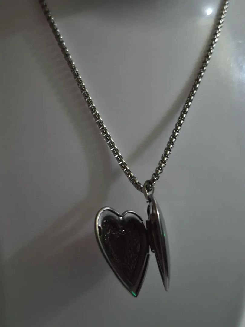 Silver Tone Heart Locket Necklace