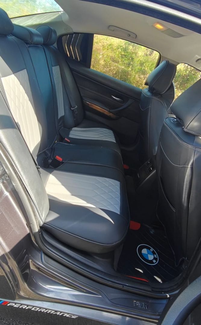 BMW 3 Series Sedan thumbnail 4