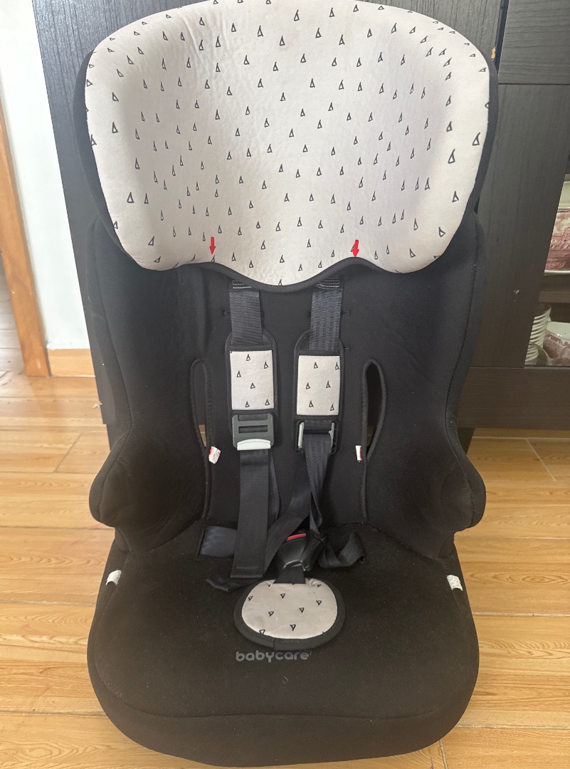 Babycare Car Seat Black and White