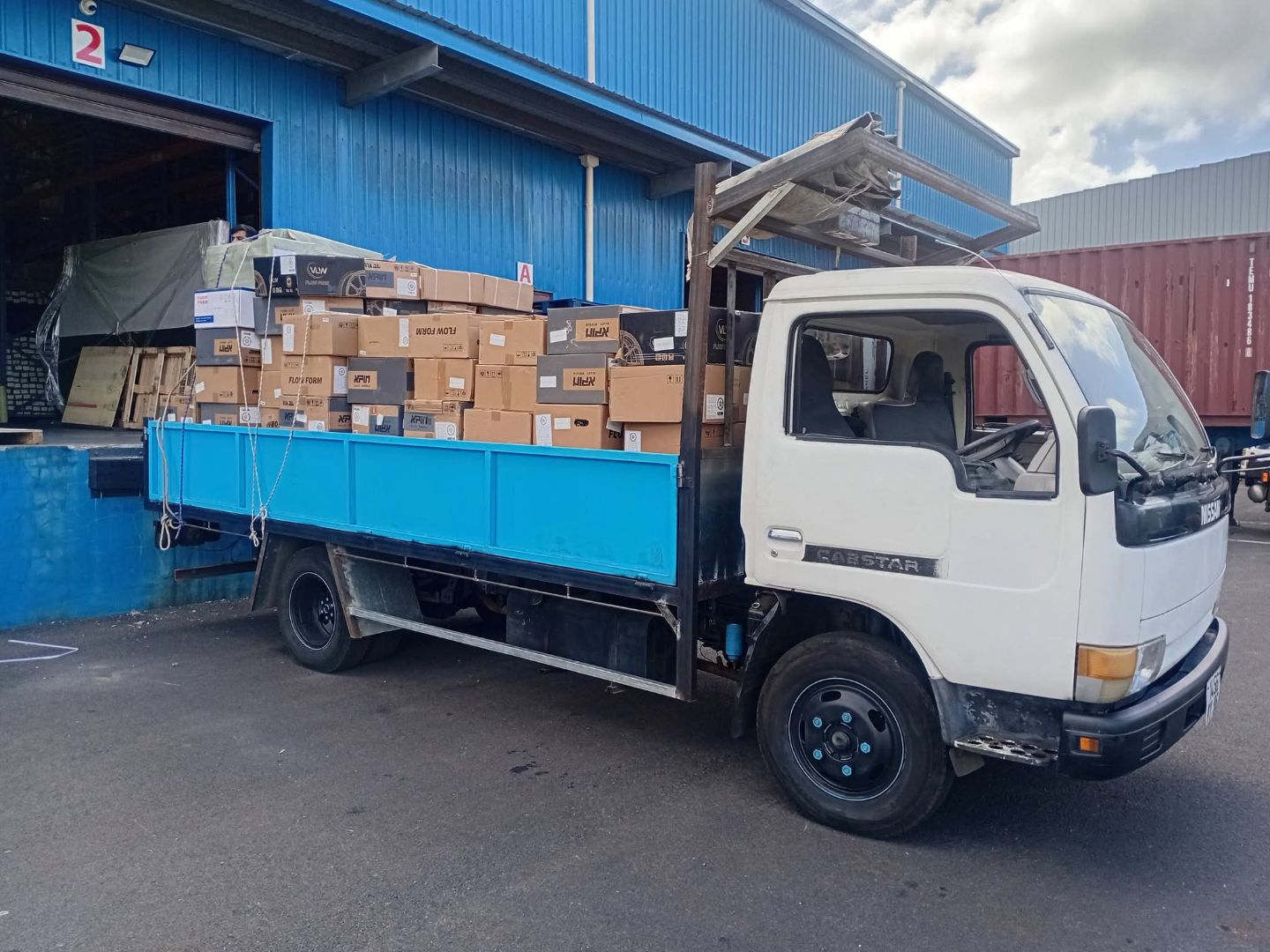 Panchoo Brothers Transport & Moving Services thumbnail 5