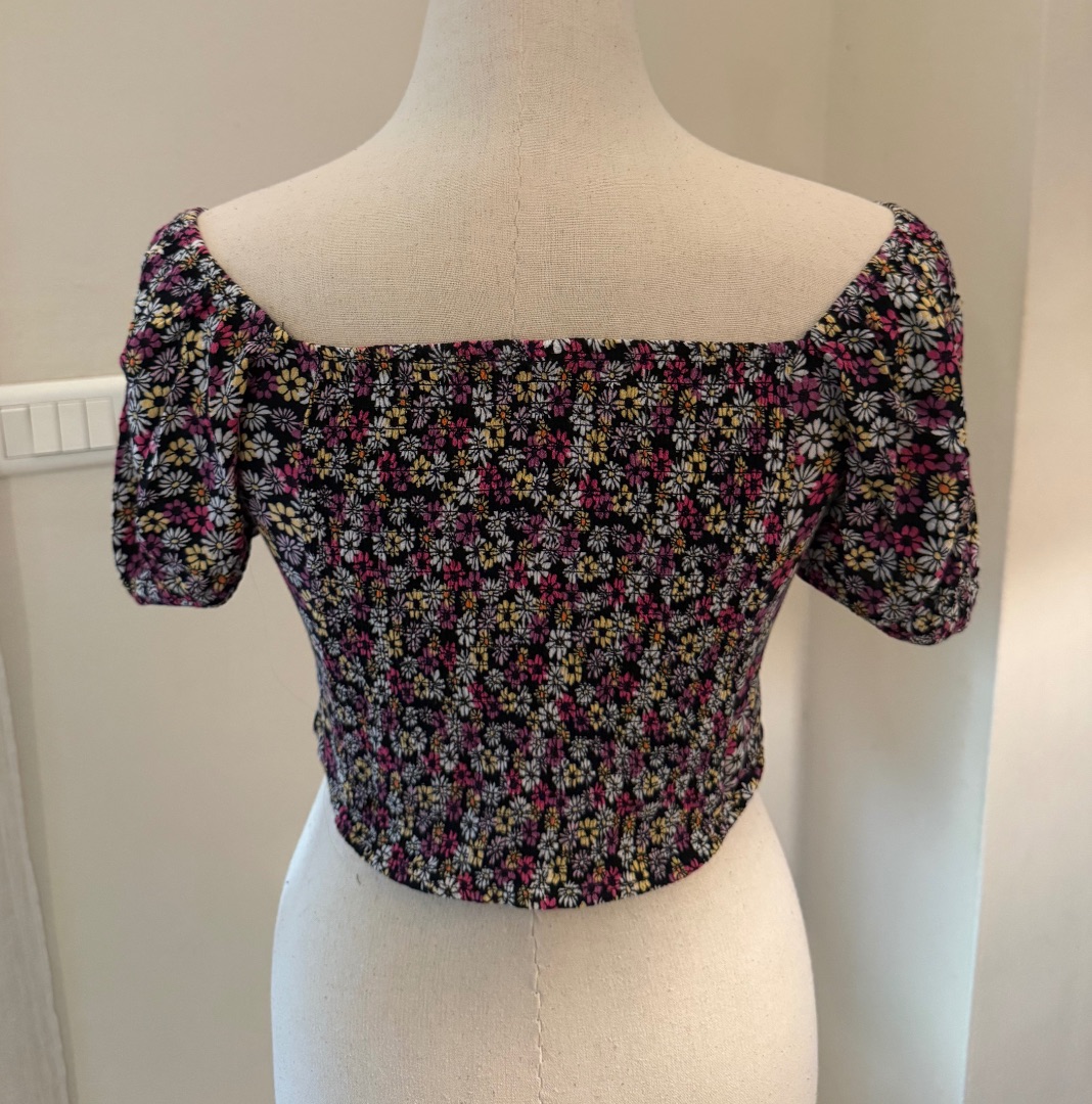 FB Sister Floral Crop Top Size S thumbnail 2