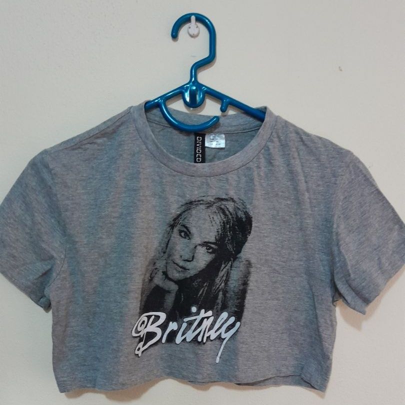 H&M Britney Spears Crop T-Shirts Gray and Yellow