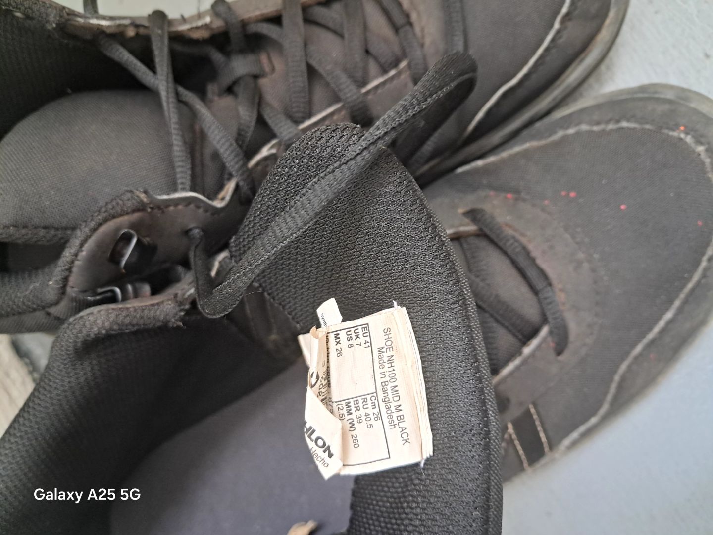 Quechua NH100 Mid Hiking Shoes Black Size 41 thumbnail 3