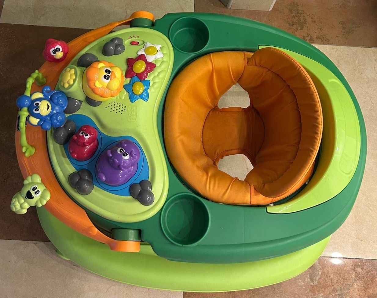 Chicco Baby Walker Music Green Orange