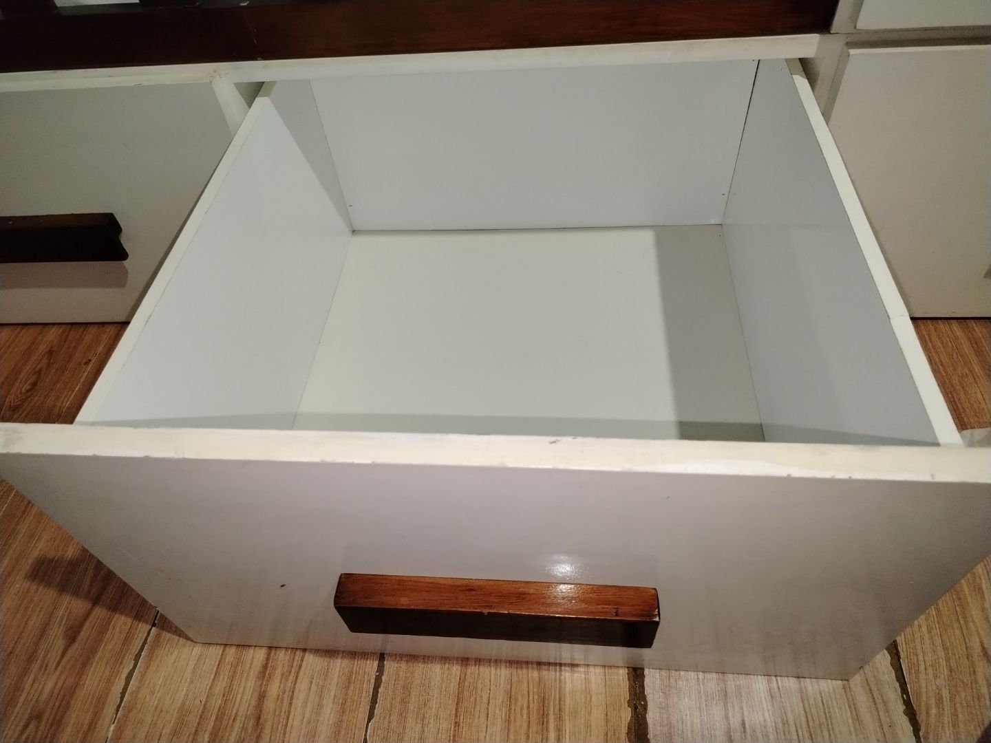 Baby Cot With Changing Unit And Drawers thumbnail 4