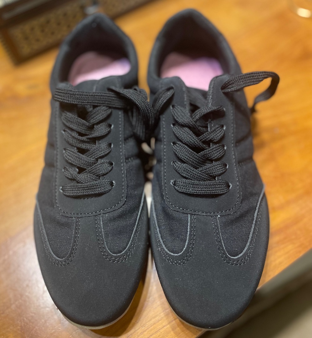 New Black Trainers size 5.5 thumbnail 3