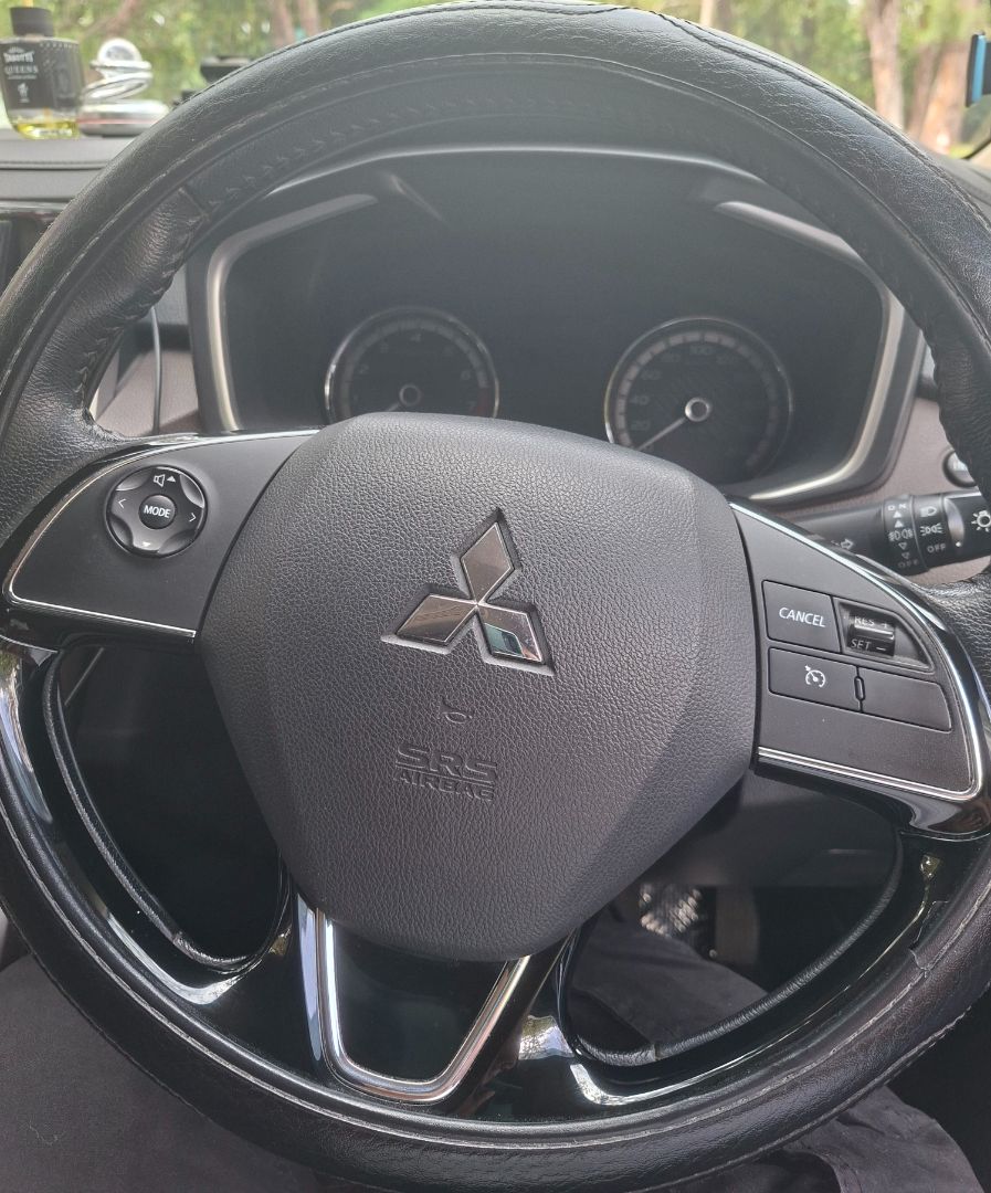 Mitsubishi Xpander Cross Automatic thumbnail 2
