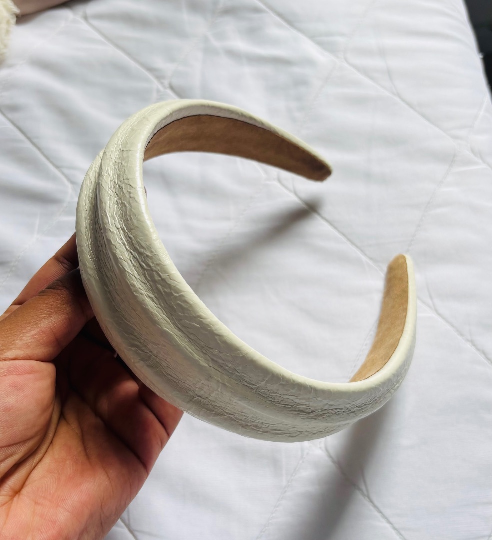 Cream Textured Padded Headband