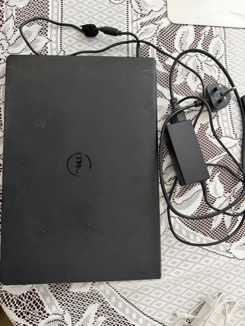 Dell Inspiron 5590 Laptop thumbnail 2